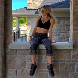 Meet your Posher, Cali